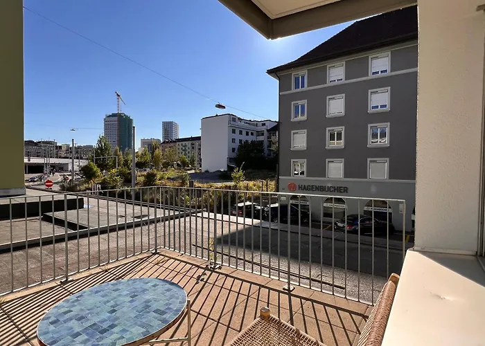 Up&great - Cozy 3br Combi Zurych