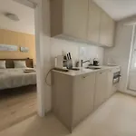 Up&great - Cozy 3br Combi דירה *