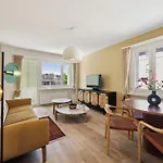 Up&great - Cozy 3br Combi * ציריך