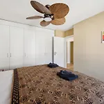 Up&great - Cozy 3br Combi דירה
