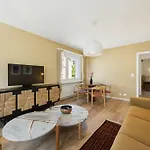 Up&great - Cozy 3br Combi דירה *