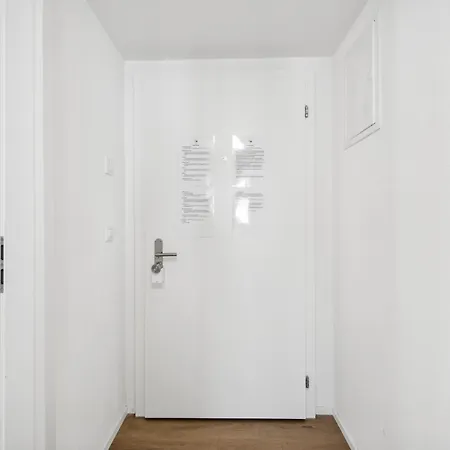 Up&great - Cozy 3br Combi شقة