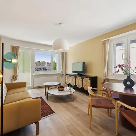Up&great - Cozy 3br Combi * زيورخ