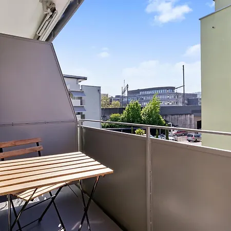شقة Up&great - Cozy 3br Combi